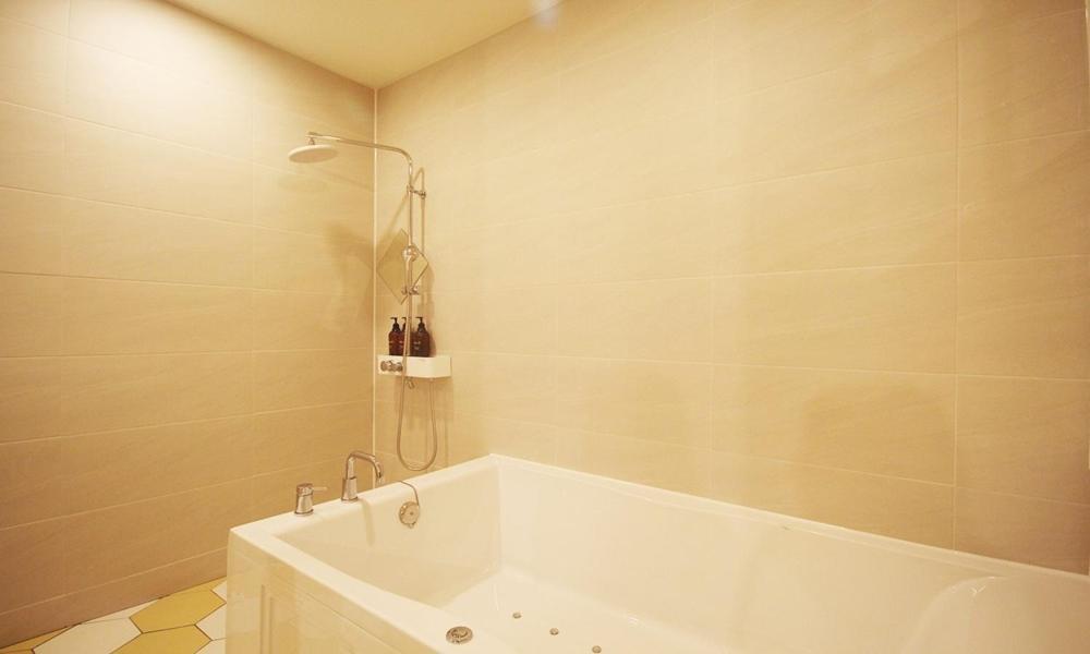 Iksan 4 Seasons Hotel Bagian luar foto