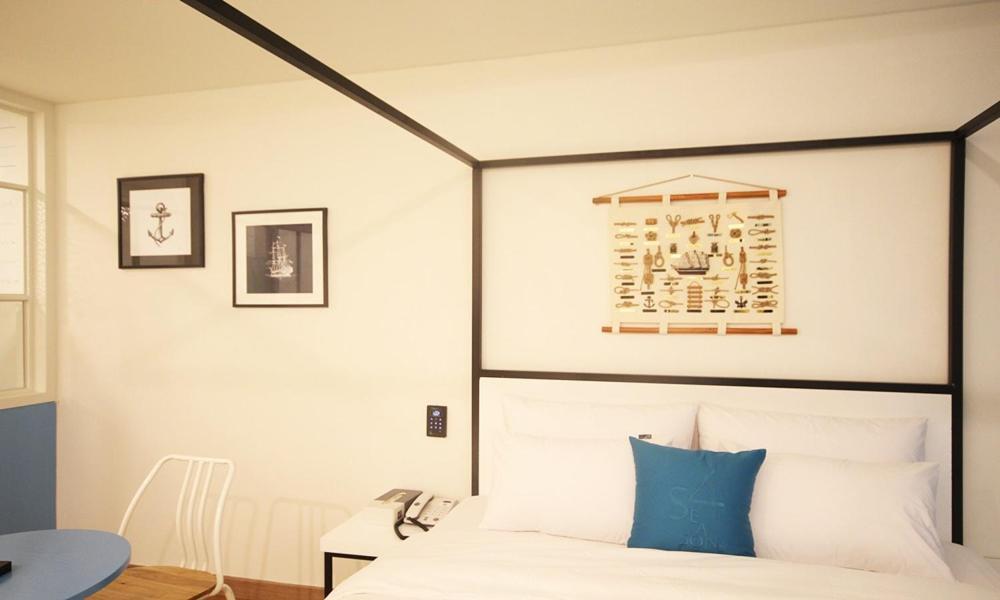 Iksan 4 Seasons Hotel Bagian luar foto