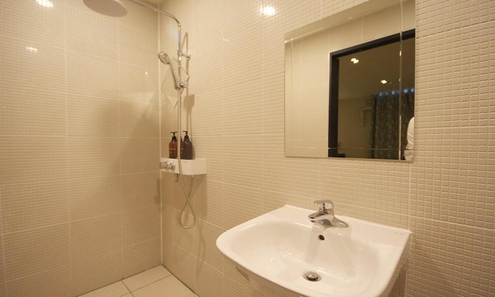 Iksan 4 Seasons Hotel Bagian luar foto